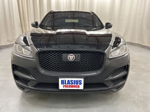 Used 2019 Jaguar F-PACE Premium AWD/4WD image 25