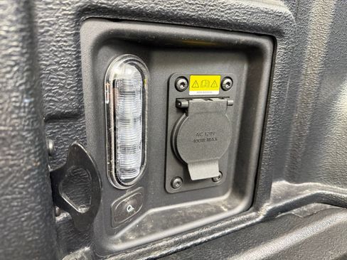 Used 2024 Ford Maverick XLT w/ XLT Luxury Package FWD image 8