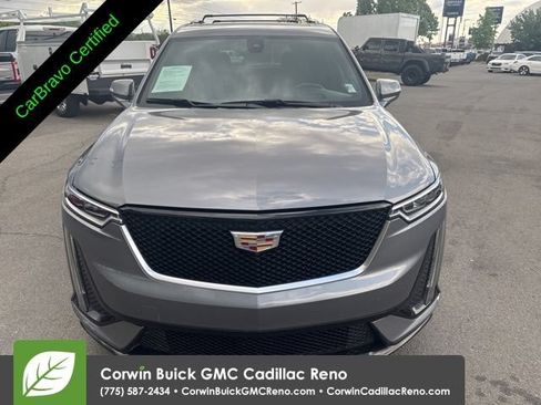 Used 2022 Cadillac XT6 Sport w/ Technology Package AWD/4WD image 2
