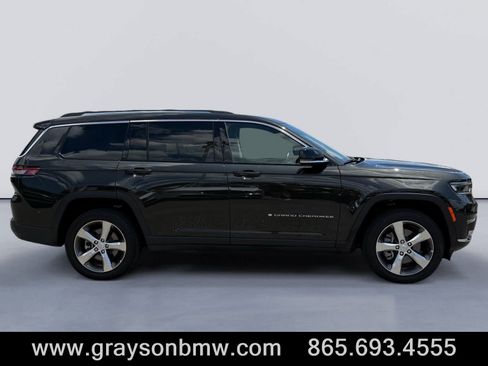 Used 2022 Jeep Grand Cherokee L Limited AWD/4WD image 2