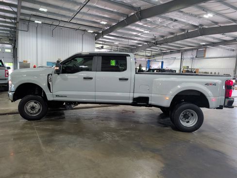 Used 2025 Ford F350 XL w/ 360-Degree Camera Package AWD/4WD image 5