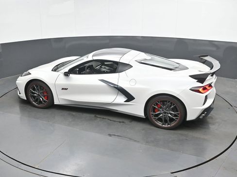 Used 2023 Chevrolet Corvette Stingray Premium Cpe w/ Z51 Performance Package RWD image 38