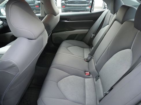 Used 2022 Toyota Camry LE image 20