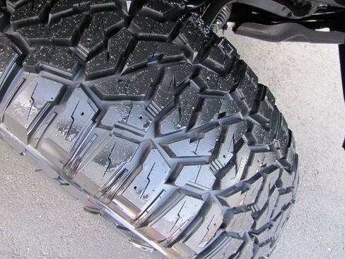 Used 2021 Toyota Tacoma SR w/ SR Convenience Package image 37