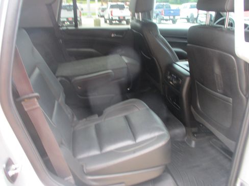 Used 2015 Chevrolet Tahoe LTZ RWD image 9