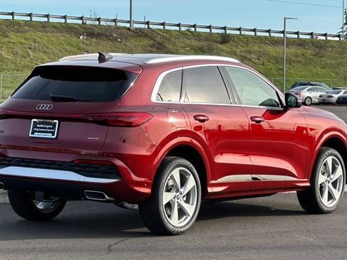 New 2025 Audi Q5 Premium Plus image 3