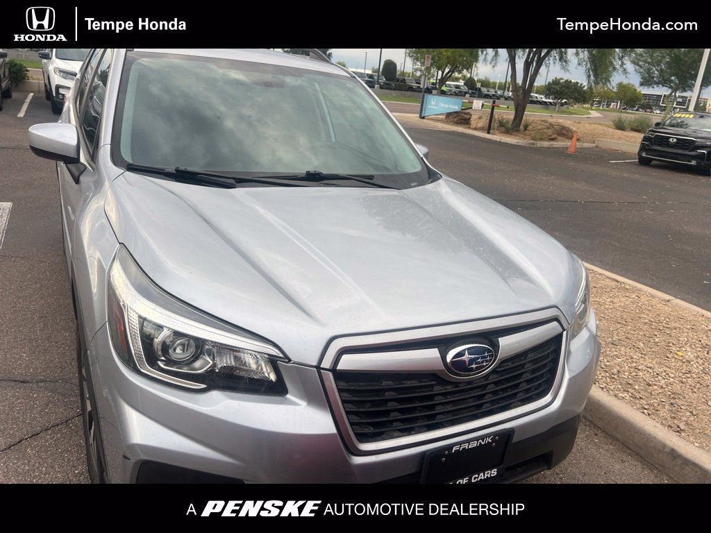 Used 2020 Subaru Forester Premium AWD/4WD image 1
