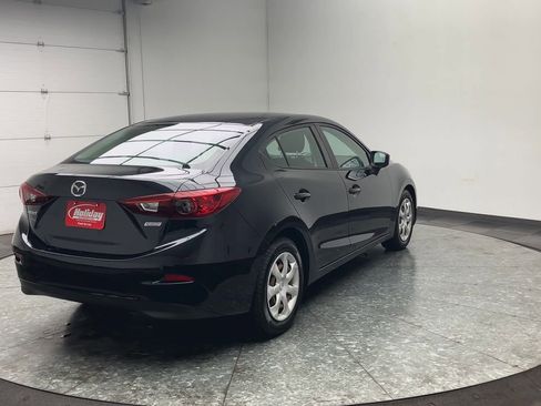 Used 2015 MAZDA MAZDA3 i Sport image 30