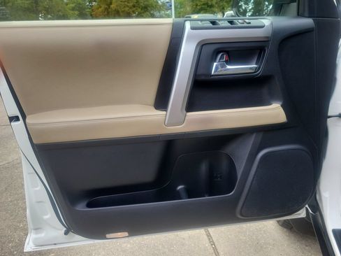 Used 2023 Toyota 4Runner SR5 RWD image 12