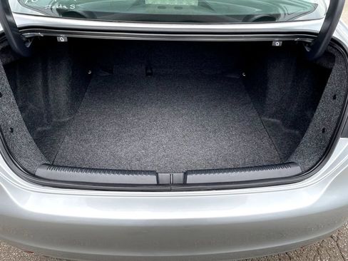 Used 2013 Volkswagen Jetta S FWD image 6