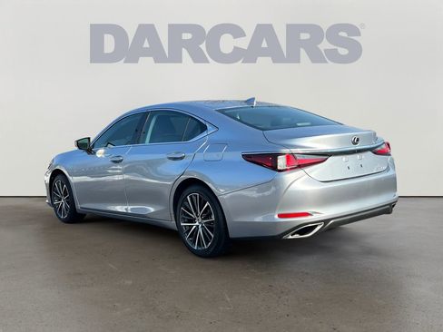 Certified 2024 Lexus ES 350 w/ Premium Package image 4