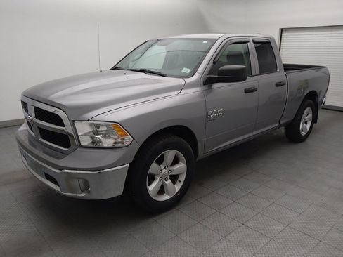 Used 2021 RAM 1500 Tradesman w/ Tradesman SXT Package RWD image 2