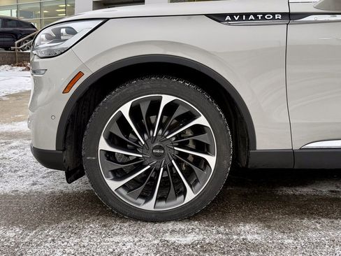 Used 2020 Lincoln Aviator Reserve w/ Equipment Group 202A image 31