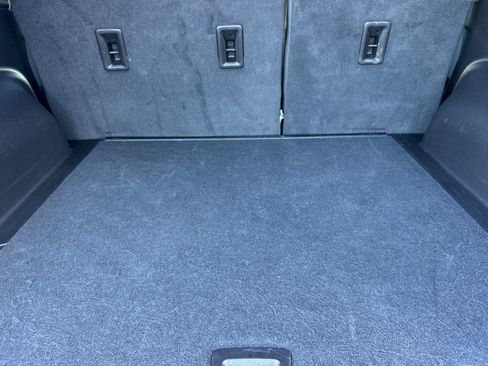 Used 2025 Chevrolet Blazer LT AWD/4WD image 17