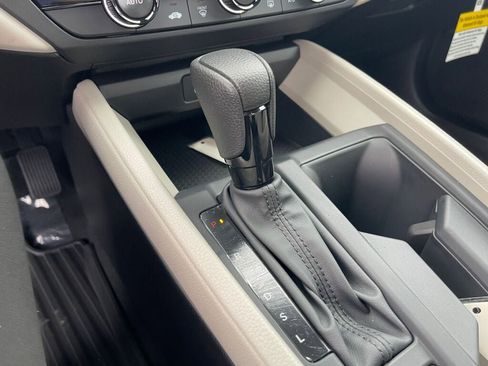 Used 2024 Honda Accord LX image 10