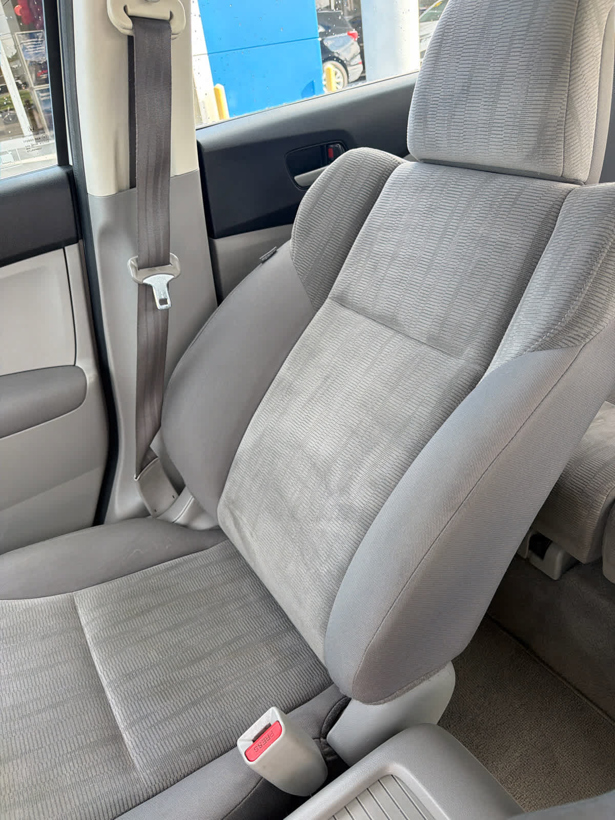 Used 2012 Honda CR-V LX image 19