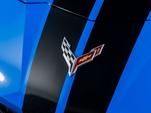 Used 2020 Chevrolet Corvette Stingray Premium Cpe w/ 3LT Preferred Equipment Group RWD image 26