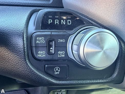 Used 2023 RAM 1500 Laramie AWD/4WD image 12