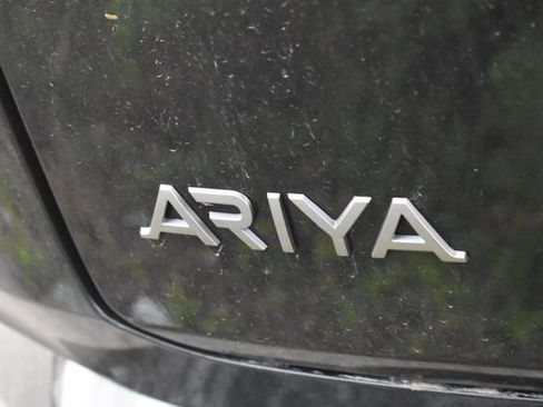 Used 2023 Nissan Ariya FWD image 13