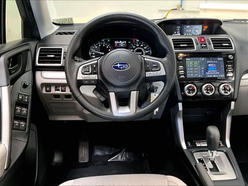 Used 2018 Subaru Forester 2.5i Premium image 7