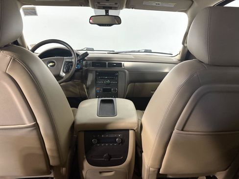 Used 2010 Chevrolet Tahoe LT w/ Luxury Package AWD/4WD image 26