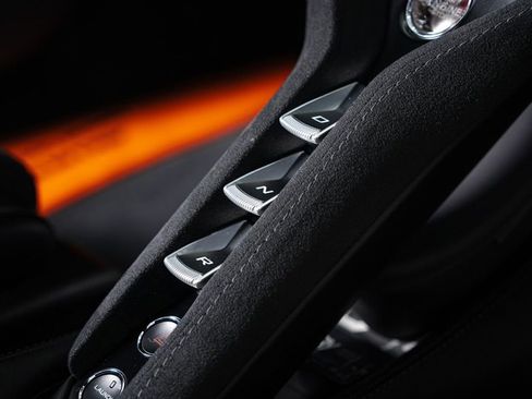 Used 2018 McLaren 720S Performance image 21