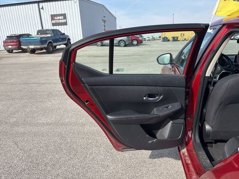 Used 2021 Nissan Sentra SV image 21