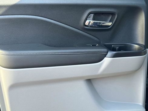 Certified 2023 Honda Ridgeline RTL image 12