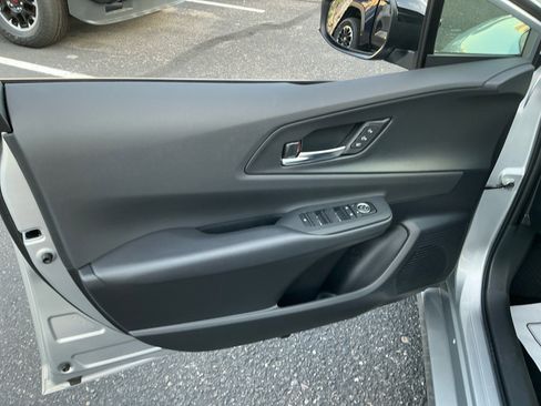 Used 2024 Toyota Prius Prime Premium image 13