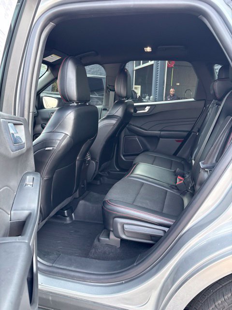 Used 2024 Ford Escape ST-Line w/ Tech Pack #1 AWD/4WD image 6