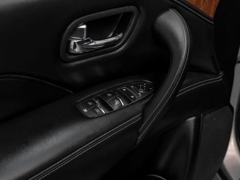 Used 2018 INFINITI QX80 2WD w/ Driver Assistance Package image 36