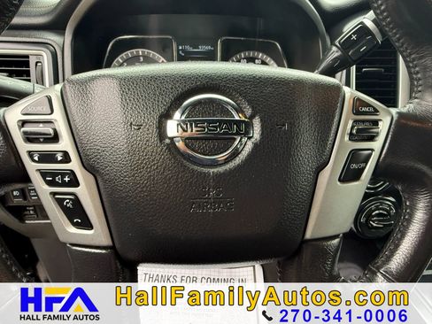 Used 2018 Nissan Titan SL w/ Midnight Edition AWD/4WD image 17