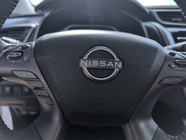 Used 2024 Nissan Murano SV AWD/4WD image 14