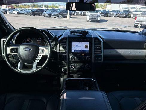 Used 2020 Ford F350 Platinum AWD/4WD image 12