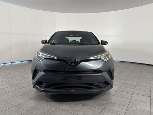 Used 2019 Toyota C-HR LE FWD image 6