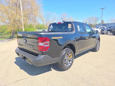 Used 2025 Ford Maverick Tremor AWD/4WD image 7
