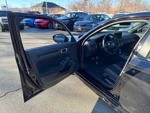 Used 2024 Honda Civic Sport image 12