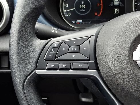 Used 2025 Nissan Versa SV FWD image 20