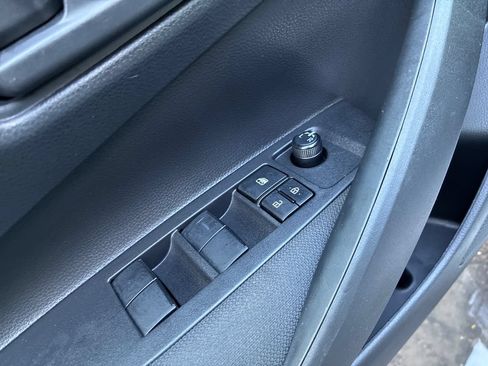 Used 2025 Toyota Corolla LE FWD image 24
