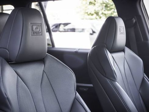 Certified 2025 Lexus TX 500h AWD w/ Technology Package image 26