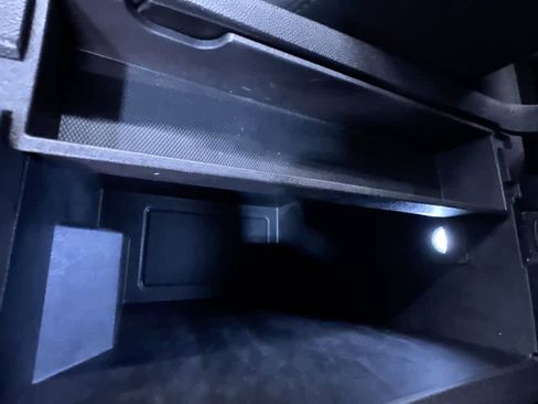 Used 2021 Chevrolet Equinox LT image 30