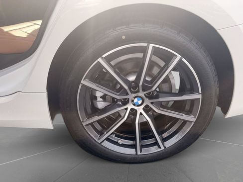 Used 2021 BMW 330i Sedan RWD image 11
