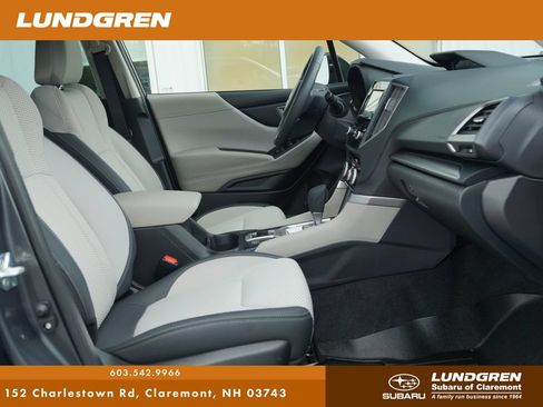 Used 2023 Subaru Forester Premium AWD/4WD image 10