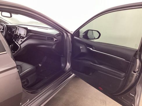 Used 2024 Toyota Camry SE w/ Convenience Package FWD image 17