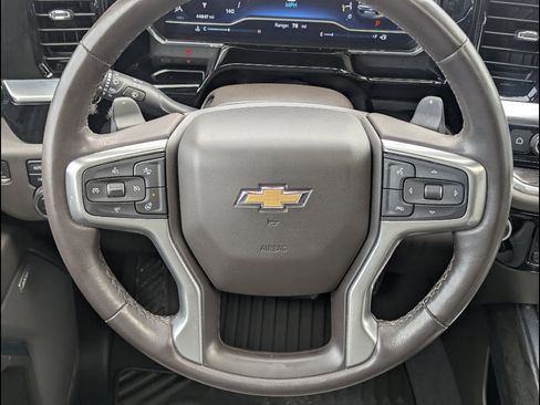 Used 2022 Chevrolet Silverado 1500 LTZ w/ LTZ Premium Package AWD/4WD image 29
