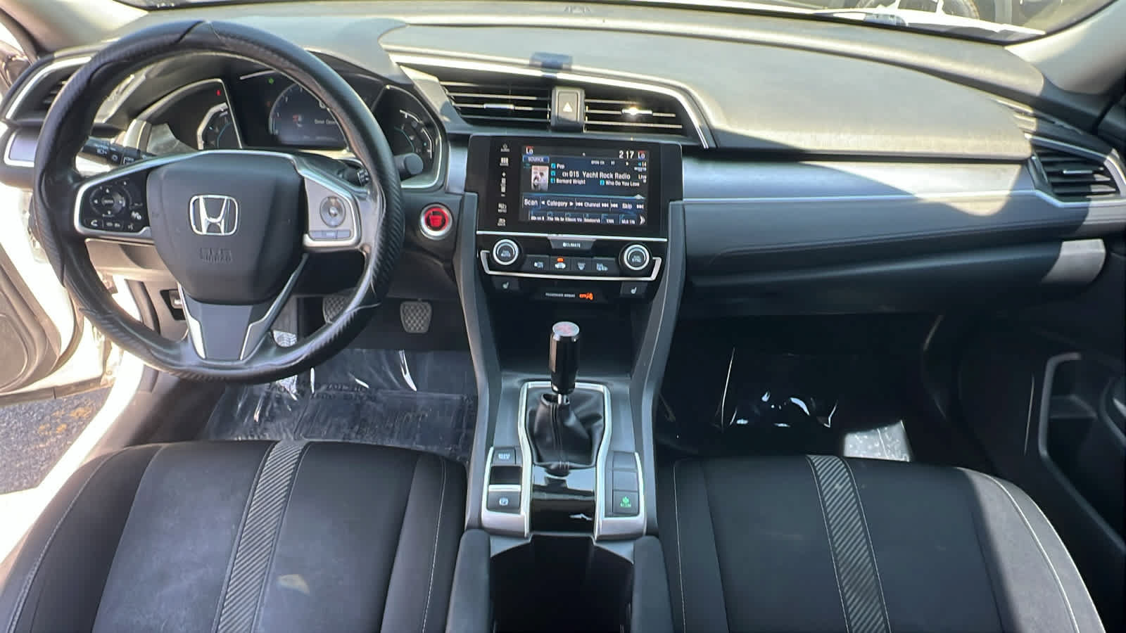 Used 2018 Honda Civic EX-T image 26