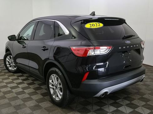 Used 2022 Ford Escape SE w/ Cold Weather Package AWD/4WD image 7