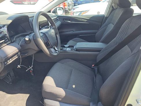 Used 2025 Toyota Camry LE FWD image 4