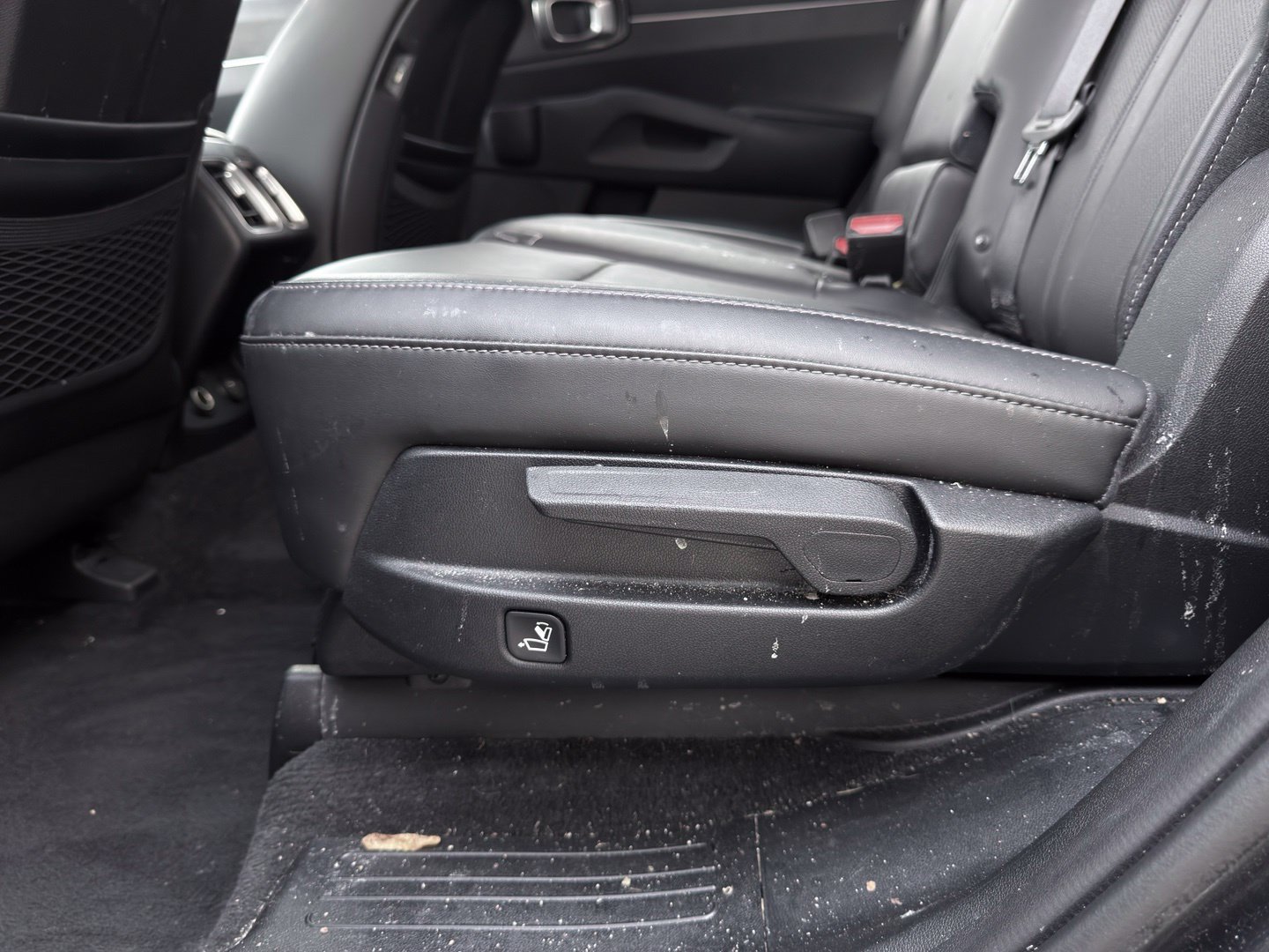 Used 2022 Kia Sorento S FWD image 30