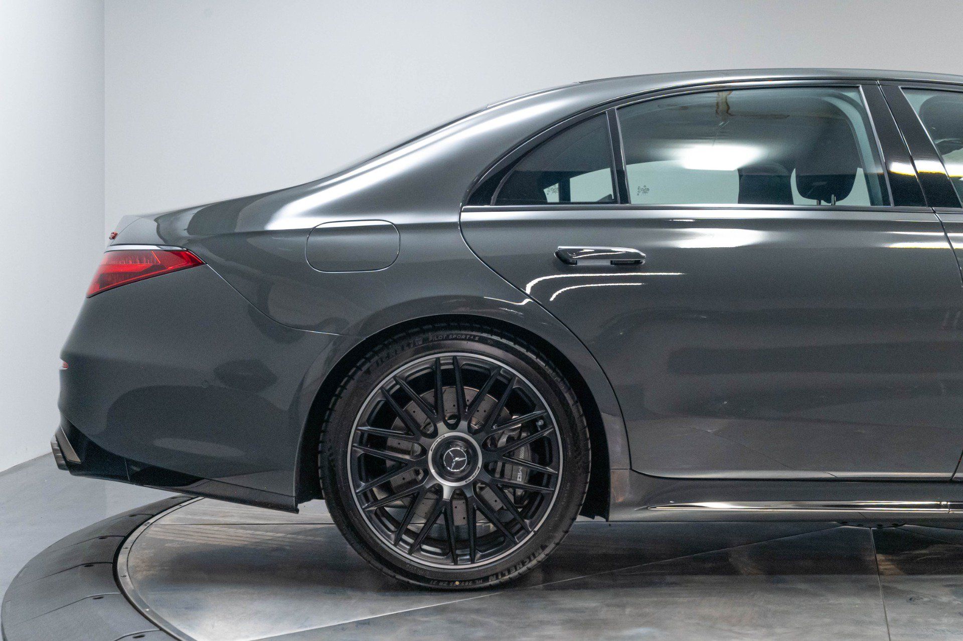 Used 2026 Mercedes-Benz S 63 AMG S image 28